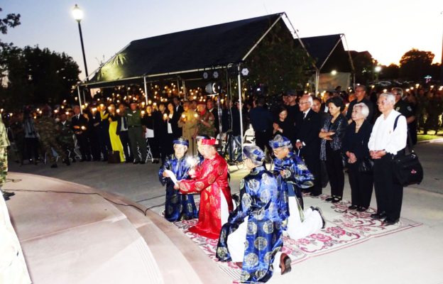 Duong V Chanh Dem thap nen 624x400