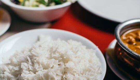 Luu An Nhung bua com Pille R. Priske Unsplash 540x312