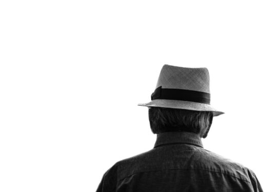 Ong gia Marco Chilese Unsplash 540x374