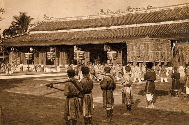 tettrongcungvua